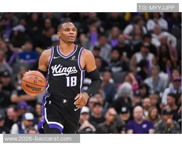 巴图姆晒定妆照宣布开启职业生涯第18个赛季状态依旧火热